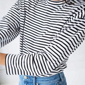 AYR French fry tee black & white